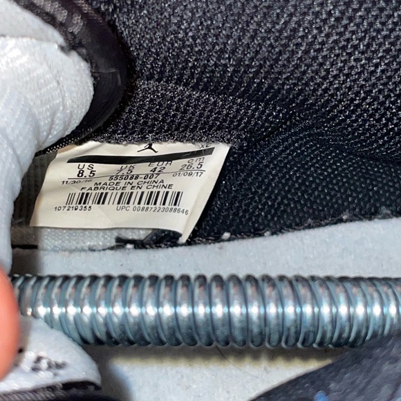 Air Jordan 1 Retro High OG 'Royal' 2017 - Picture 3 of 6